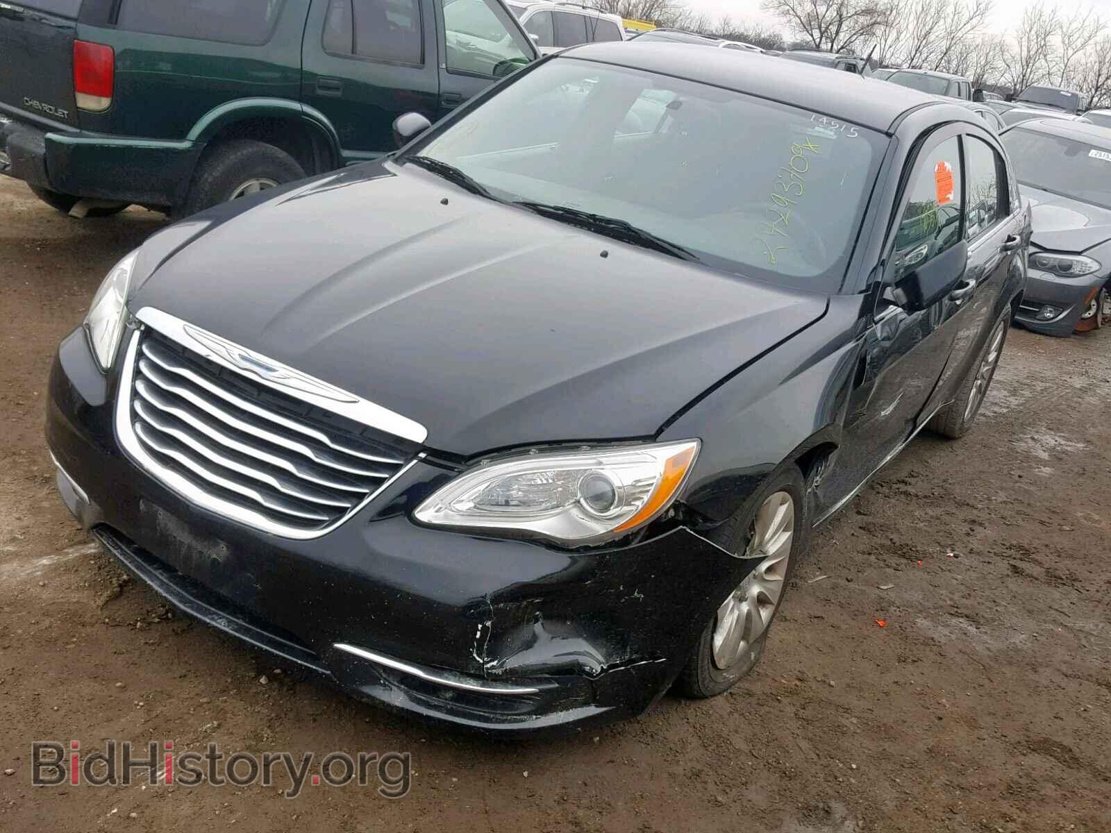 2012 CHRYSLER 200 - VIN: 1C3CCBAB4CN135185 - Фото 2