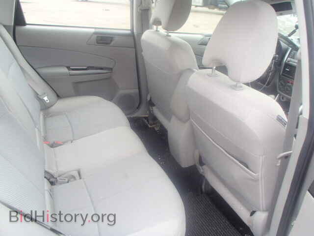 2011 SUBARU FORESTER - VIN: JF2SHABC2BG738098 - Фото 6