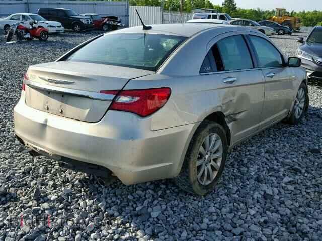 2013 CHRYSLER 200 - VIN: 1C3CCBCG4DN577359 - Photo 4