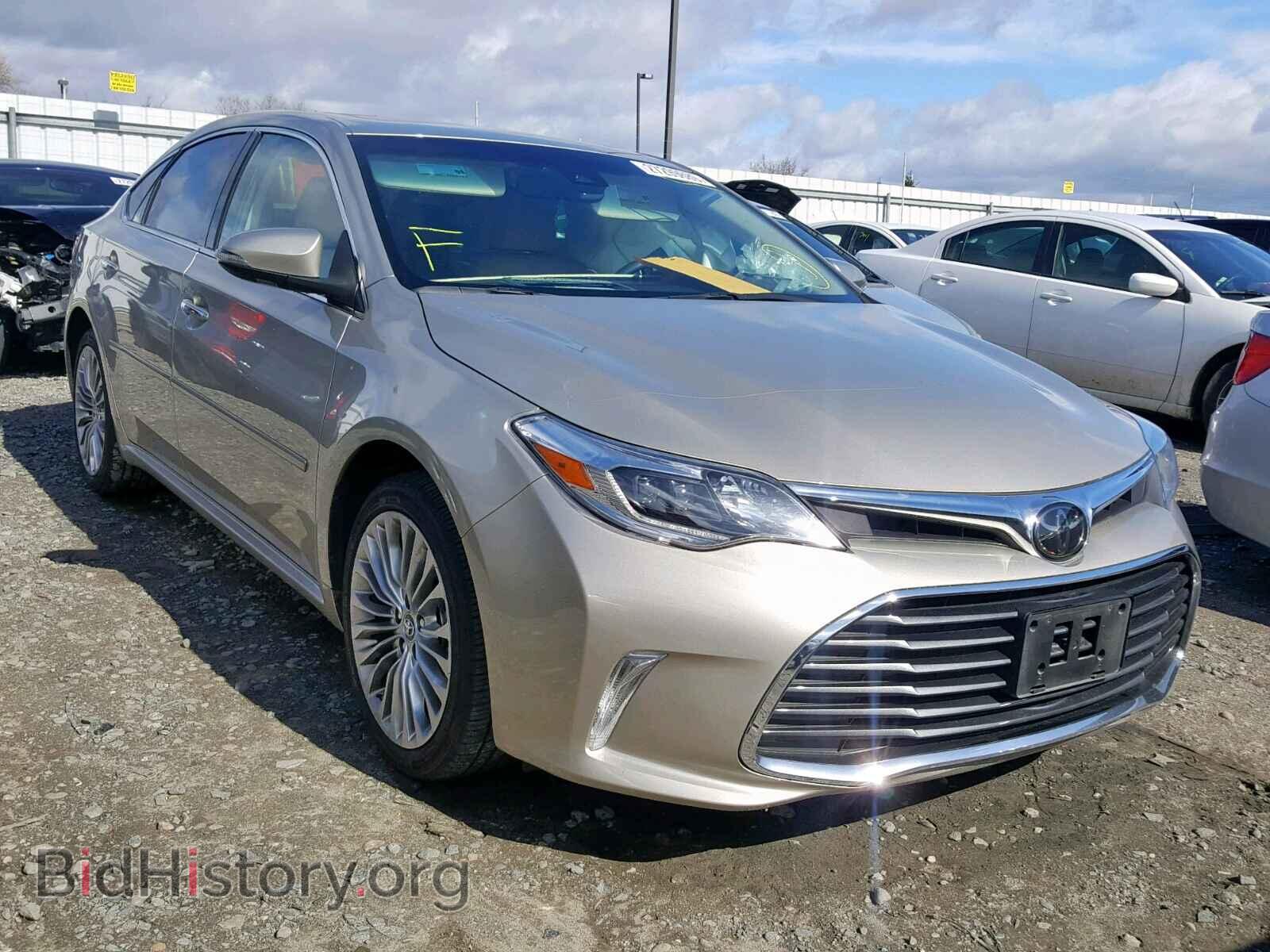 Photo  - TOYOTA AVALON 2016
