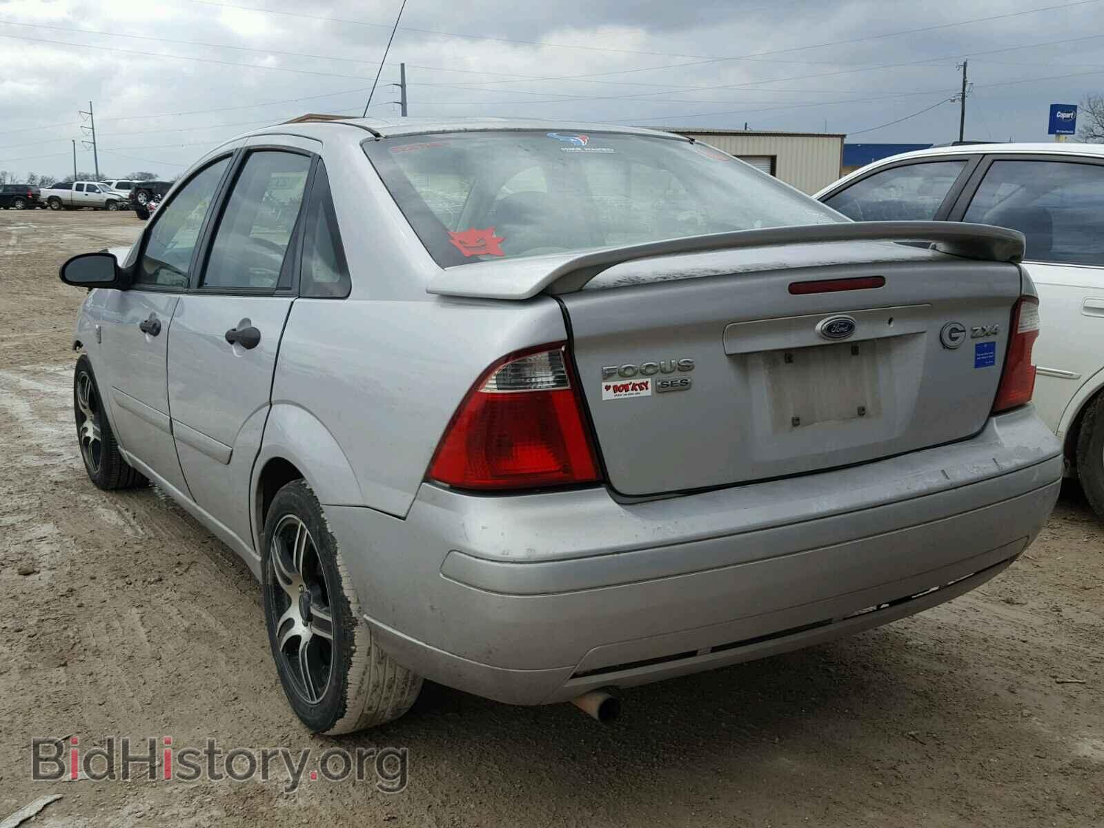 2005 FORD FOCUS - VIN: 1FAFP34N65W197490 - Фото 3