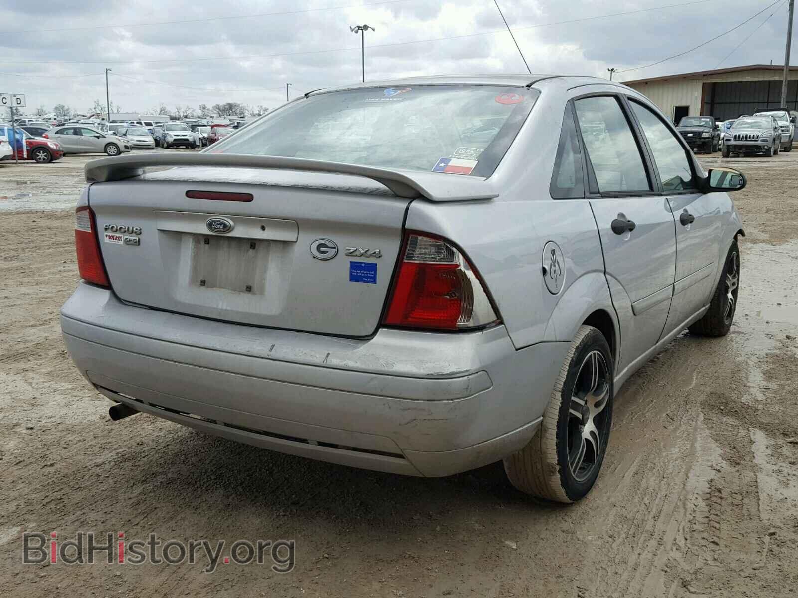 2005 FORD FOCUS - VIN: 1FAFP34N65W197490 - Фото 4