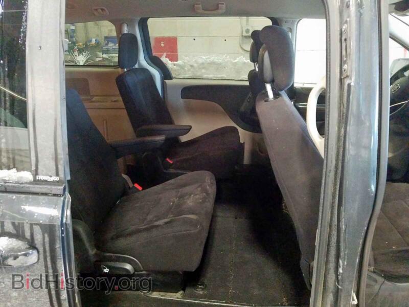2011 Dodge CARAVAN (VIN 2D4RN3DG2BR637873) — photo 6 of 10