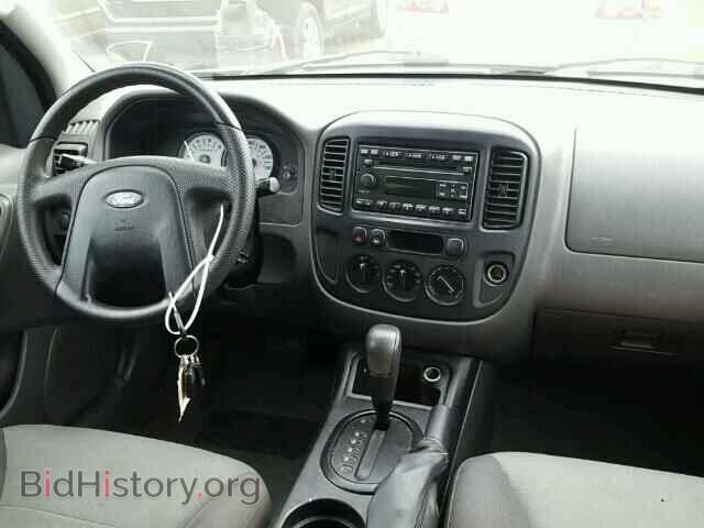 2005 FORD ESCAPE - VIN: 1FMYU02Z65DA03029 - Фото 9