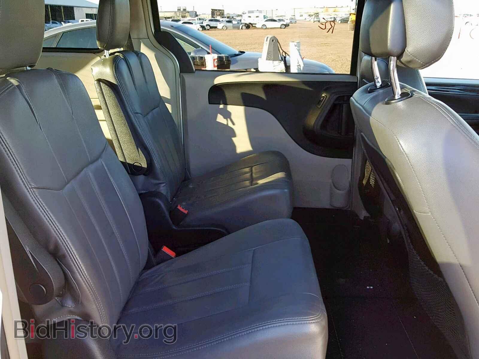 2011 CHRYSLER TOWN & COU - VIN: 2A4RR5DG5BR677453 - Фото 6