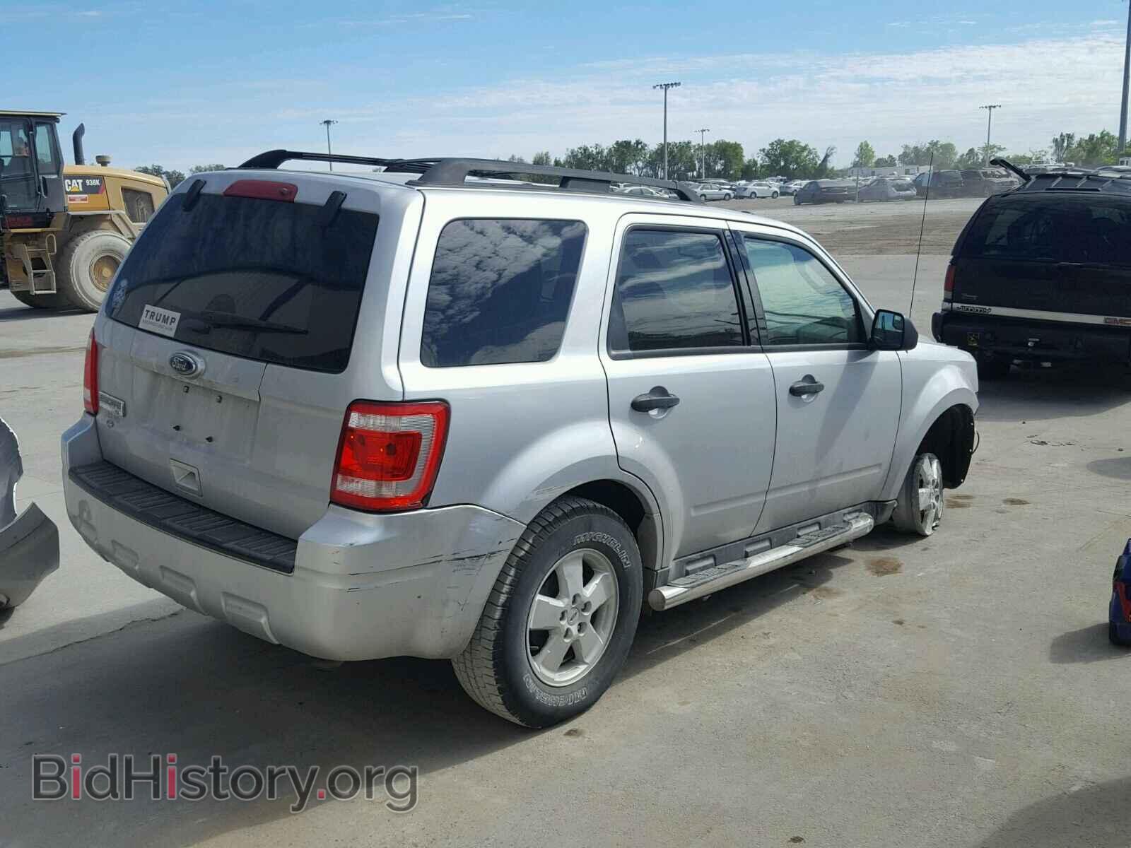 2011 FORD ESCAPE - VIN: 1FMCU0D79BKB89758 - Фото 4