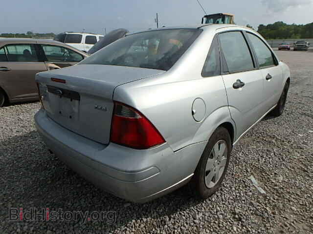 2006 FORD FOCUS - VIN: 1FAFP34N16W157500 - Фото 4