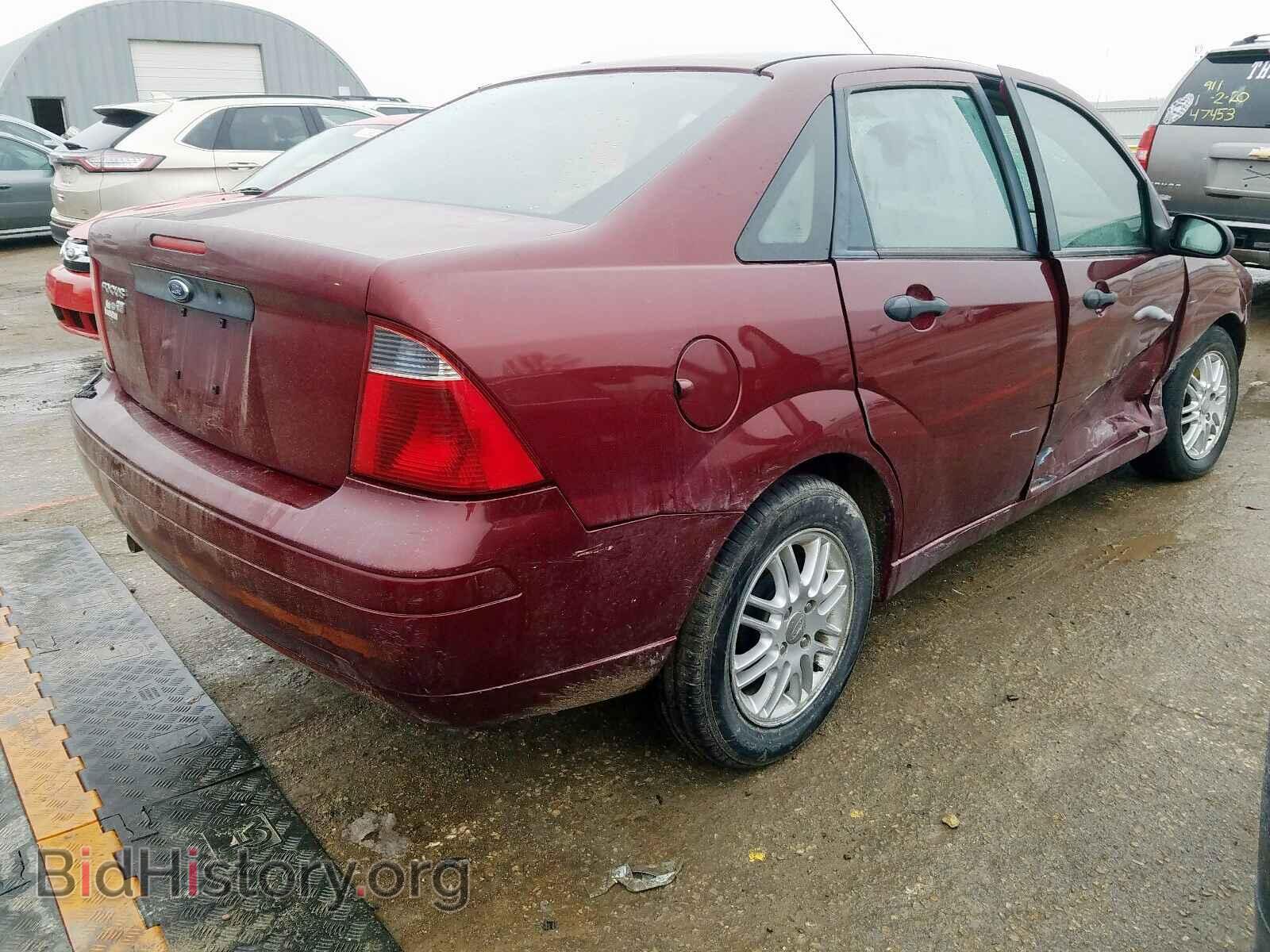 2007 FORD FOCUS - VIN: 1FAHP34N67W355127 - Фото 4
