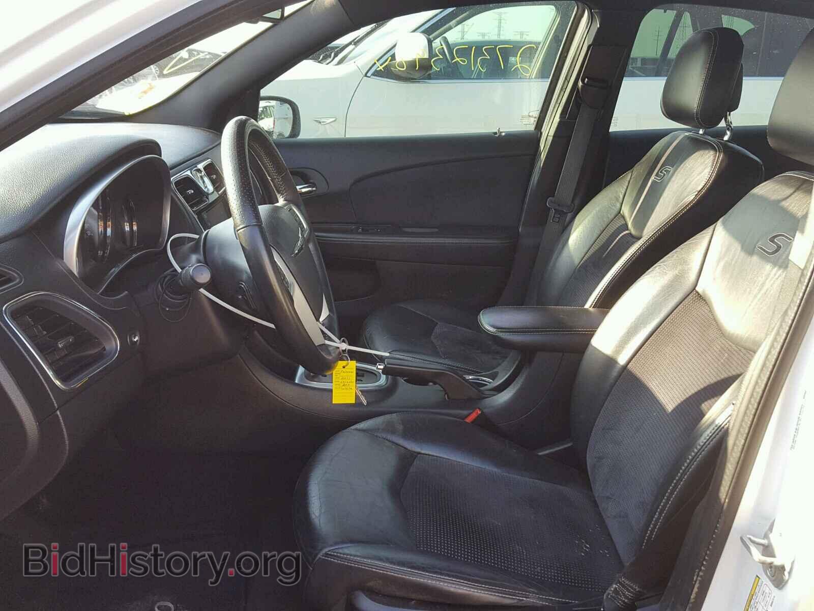 2011 CHRYSLER 200 - VIN: 1C3BC8FG6BN567214 - Фото 5