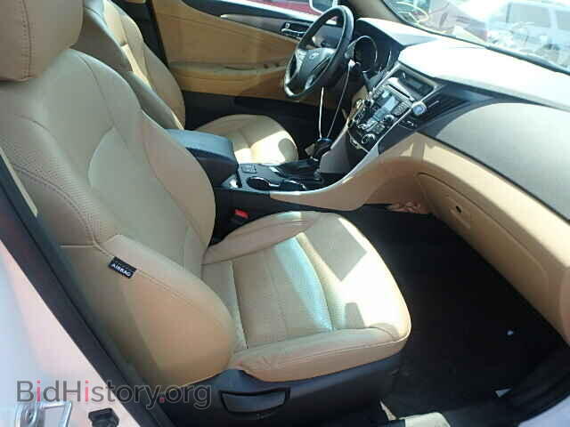 2012 HYUNDAI SONATA - VIN: KMHEC4A42CA043352 - Фото 5