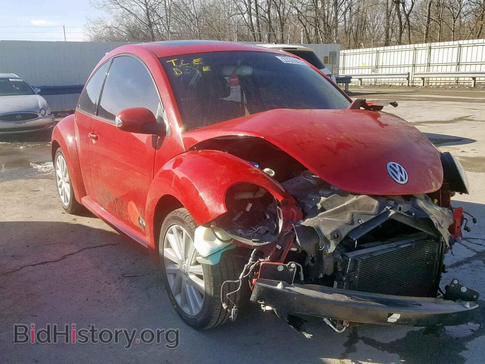 Фотография  - VOLKSWAGEN BEETLE 2008