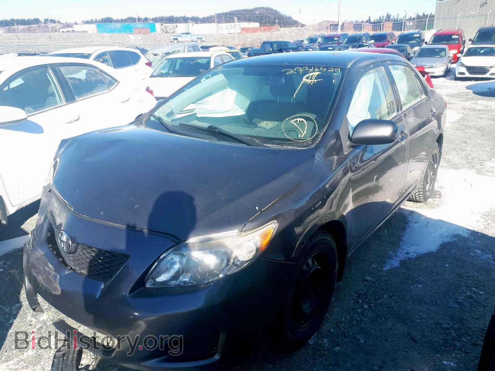 2010 TOYOTA COROLLA BA - VIN: 2T1BU4EE7AC254871 - Фото 2