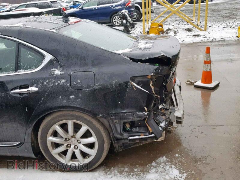 2007 Lexus LS460 (VIN JTHBL46F575035101) — photo 9 of 10
