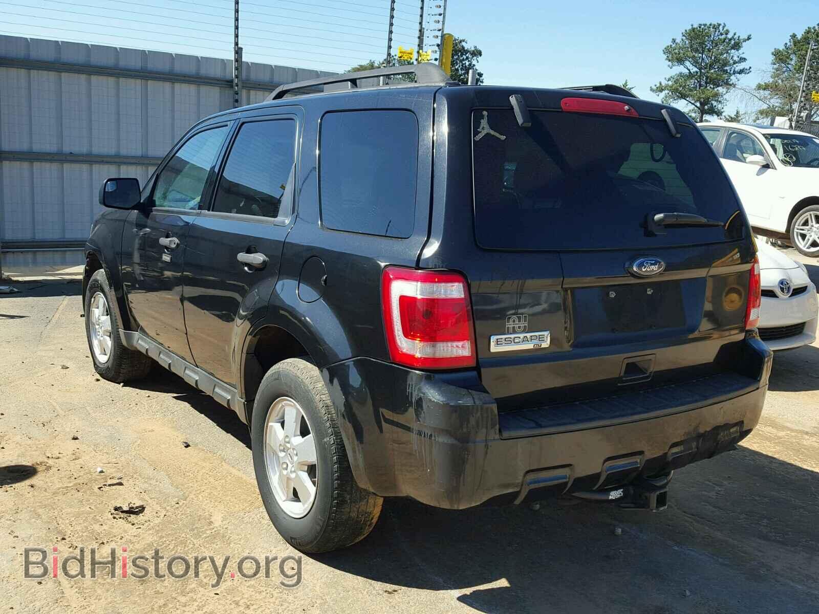 2011 FORD ESCAPE - VIN: 1FMCU0D75BKA15573 - Фото 3