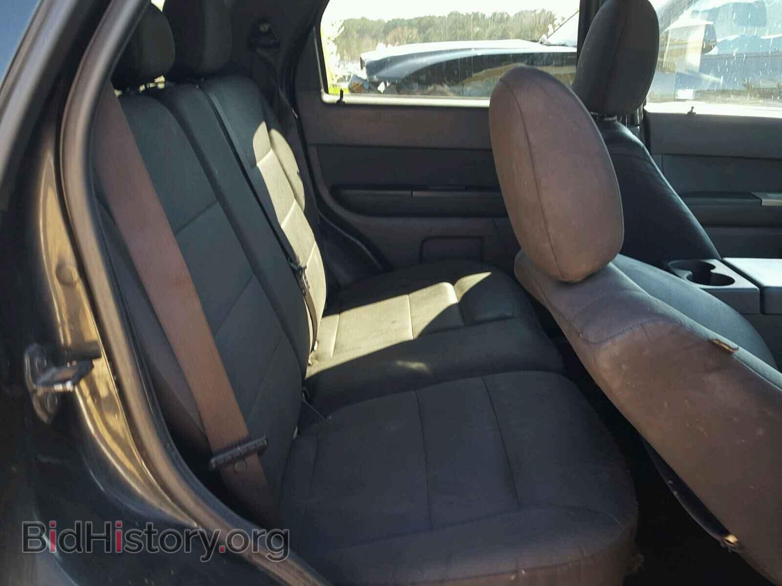 2011 FORD ESCAPE - VIN: 1FMCU0D75BKA15573 - Фото 6