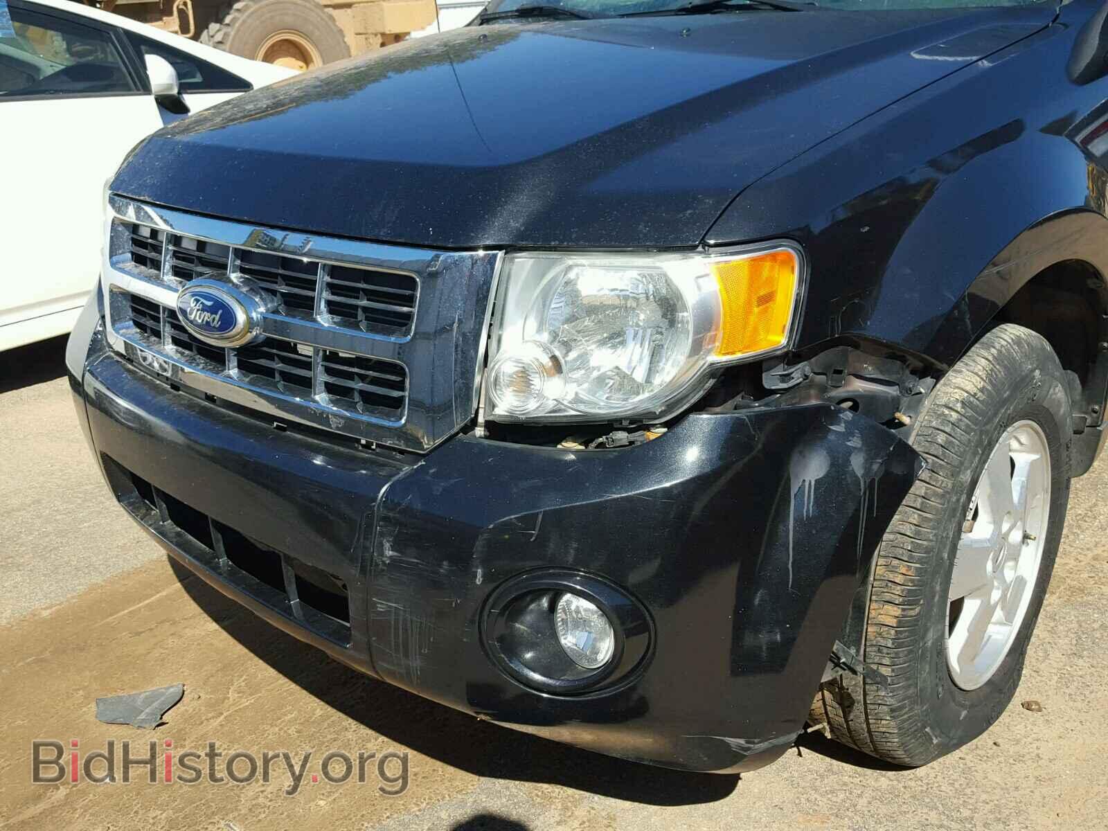 2011 FORD ESCAPE - VIN: 1FMCU0D75BKA15573 - Фото 9