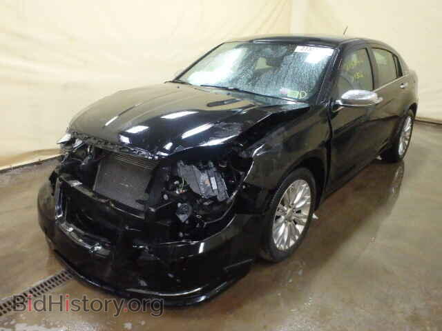 2011 CHRYSLER 200 - VIN: 1C3BC2FB1BN569437 - Фото 2