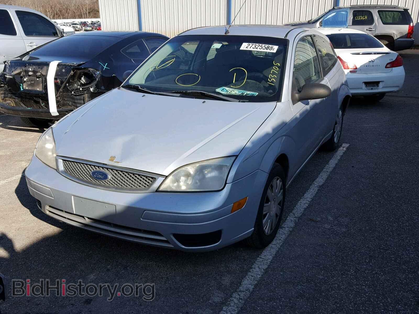 2006 FORD FOCUS - VIN: 1FAFP31N46W153705 - Фото 2