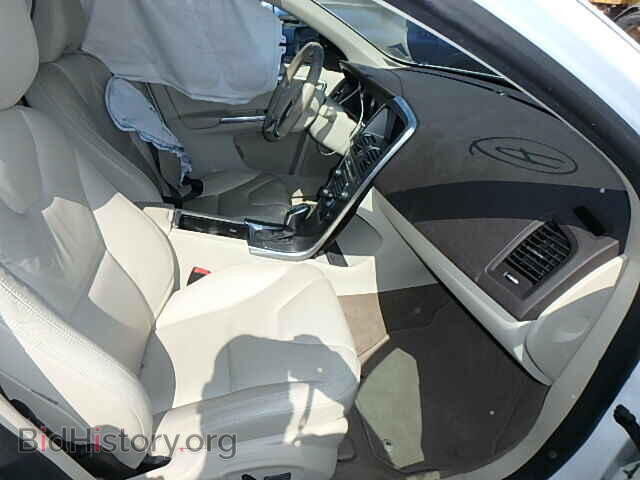 2013 VOLVO XC60 - VIN: YV4940DZ7D2367070 - Фото 5