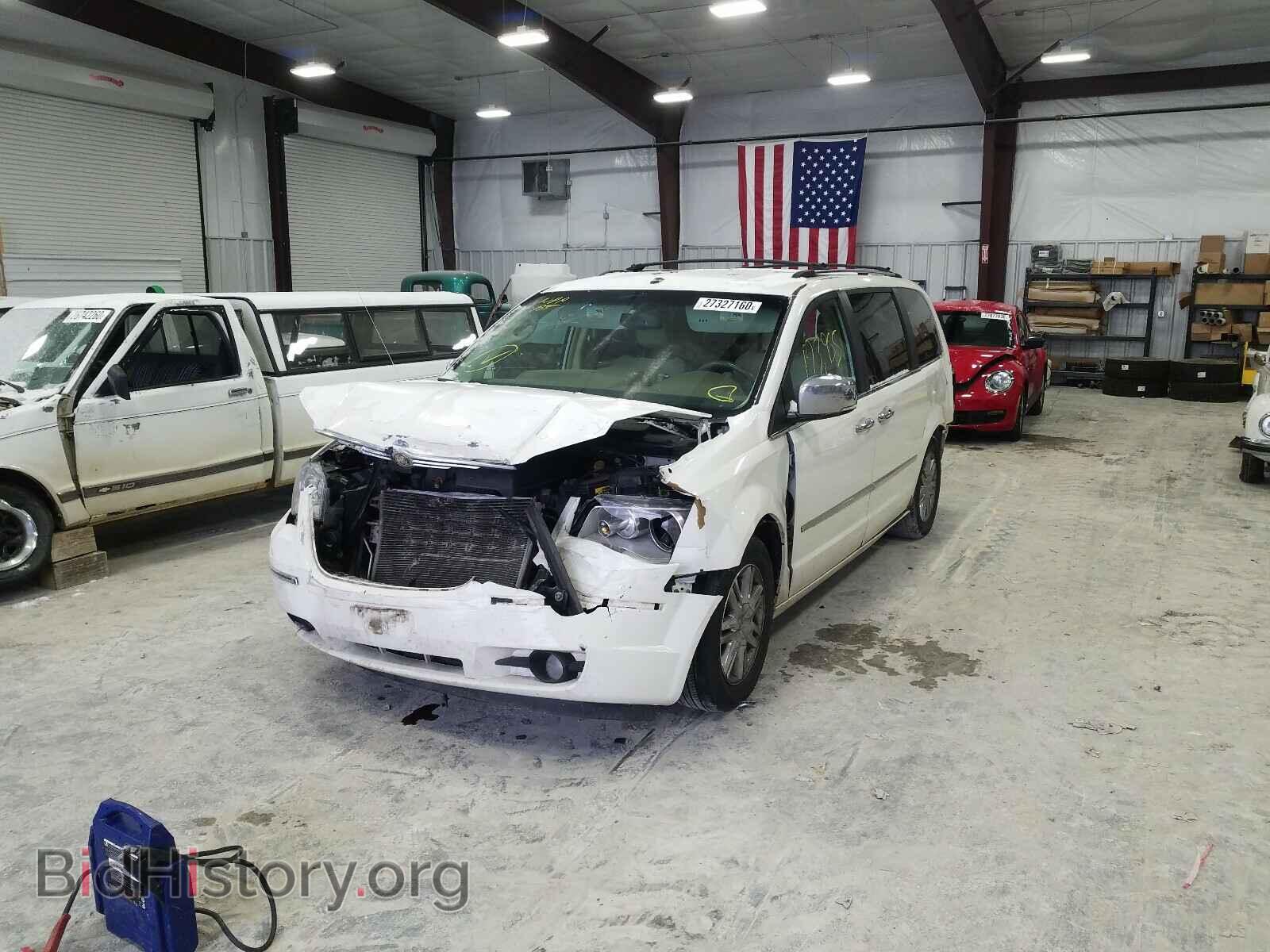 2008 CHRYSLER MINIVAN - VIN: 2A8HR64X08R718550 - Фото 2