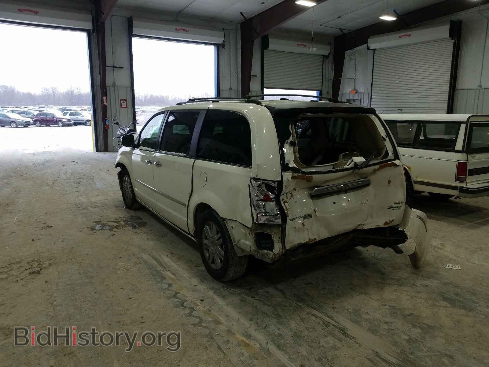 2008 CHRYSLER MINIVAN - VIN: 2A8HR64X08R718550 - Фото 3