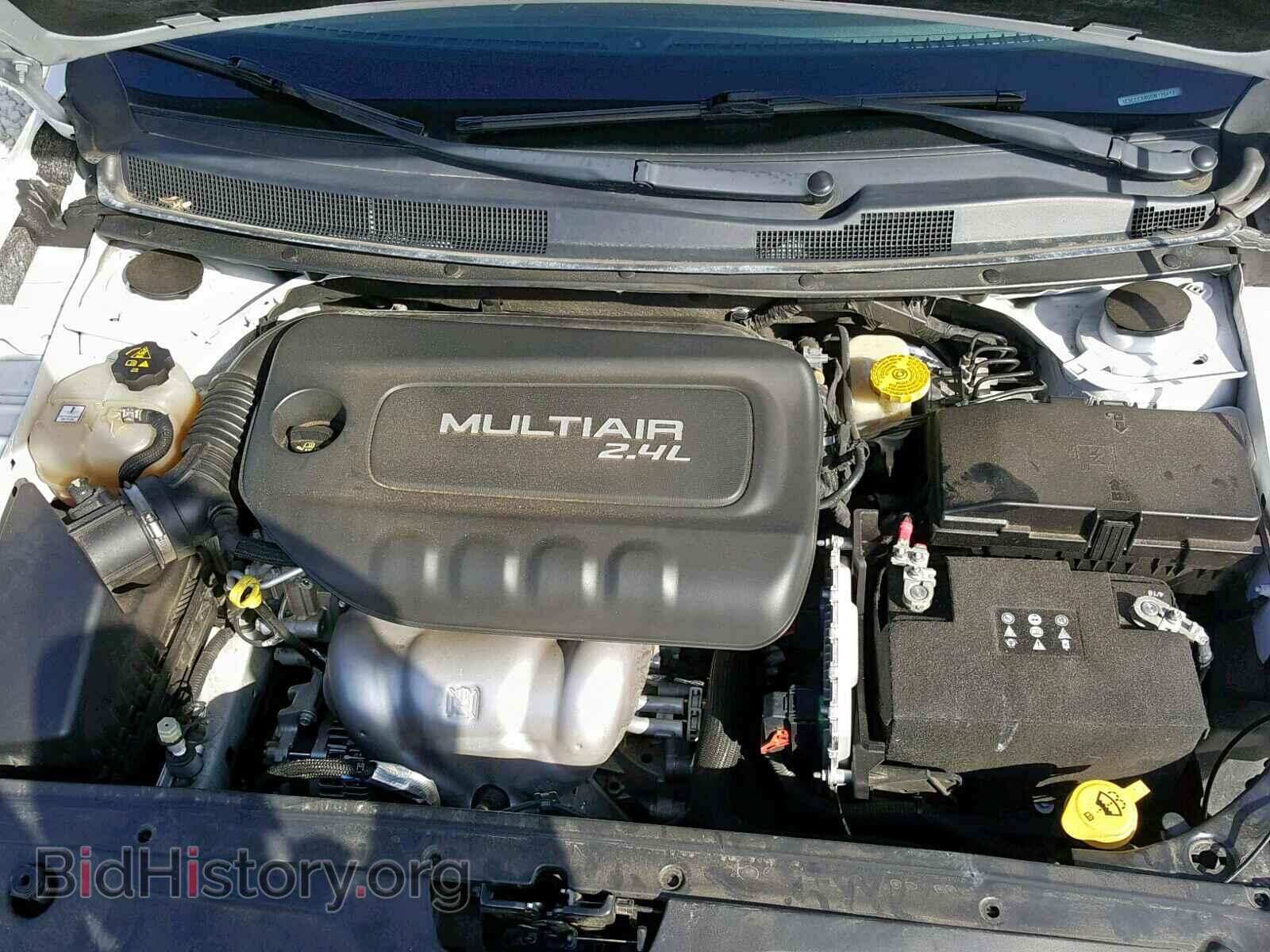 2016 CHRYSLER 200 - VIN: 1C3CCCAB0GN129413 - Фото 7