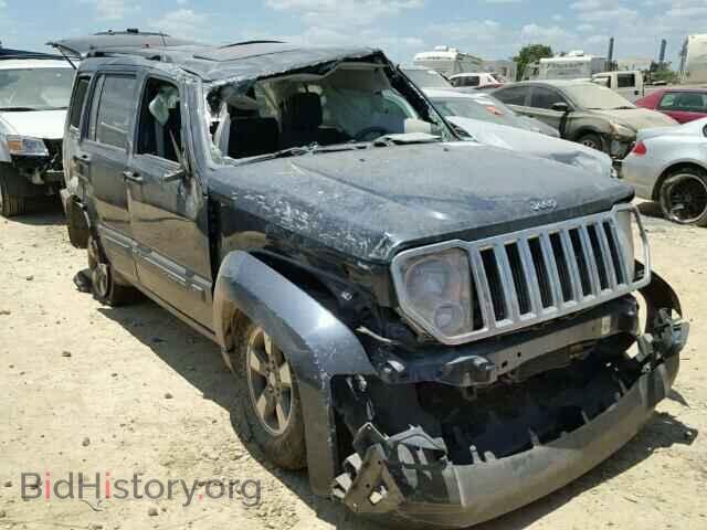 Photo 1J8GP28K18W261893 - JEEP LIBERTY 2008