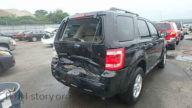 2011 FORD ESCAPE - VIN: 1FMCU9D72BKA18631 - Фото 4