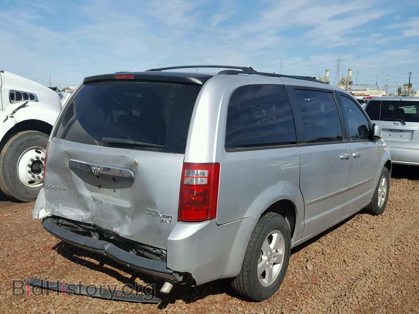 2010 DODGE CARAVAN - VIN: 2D4RN5D11AR131442 - Фото 4