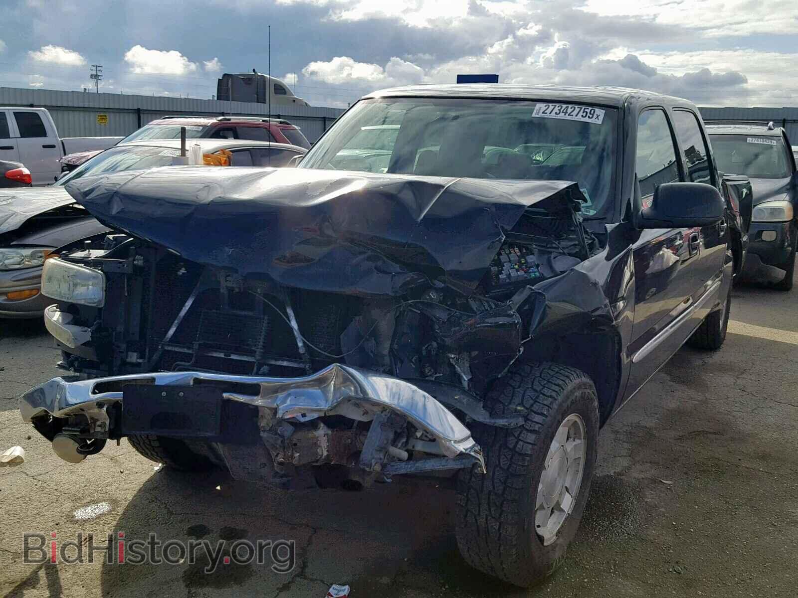 2004 GMC NEW SIERRA - VIN: 2GTEK13T741419632 - Фото 2