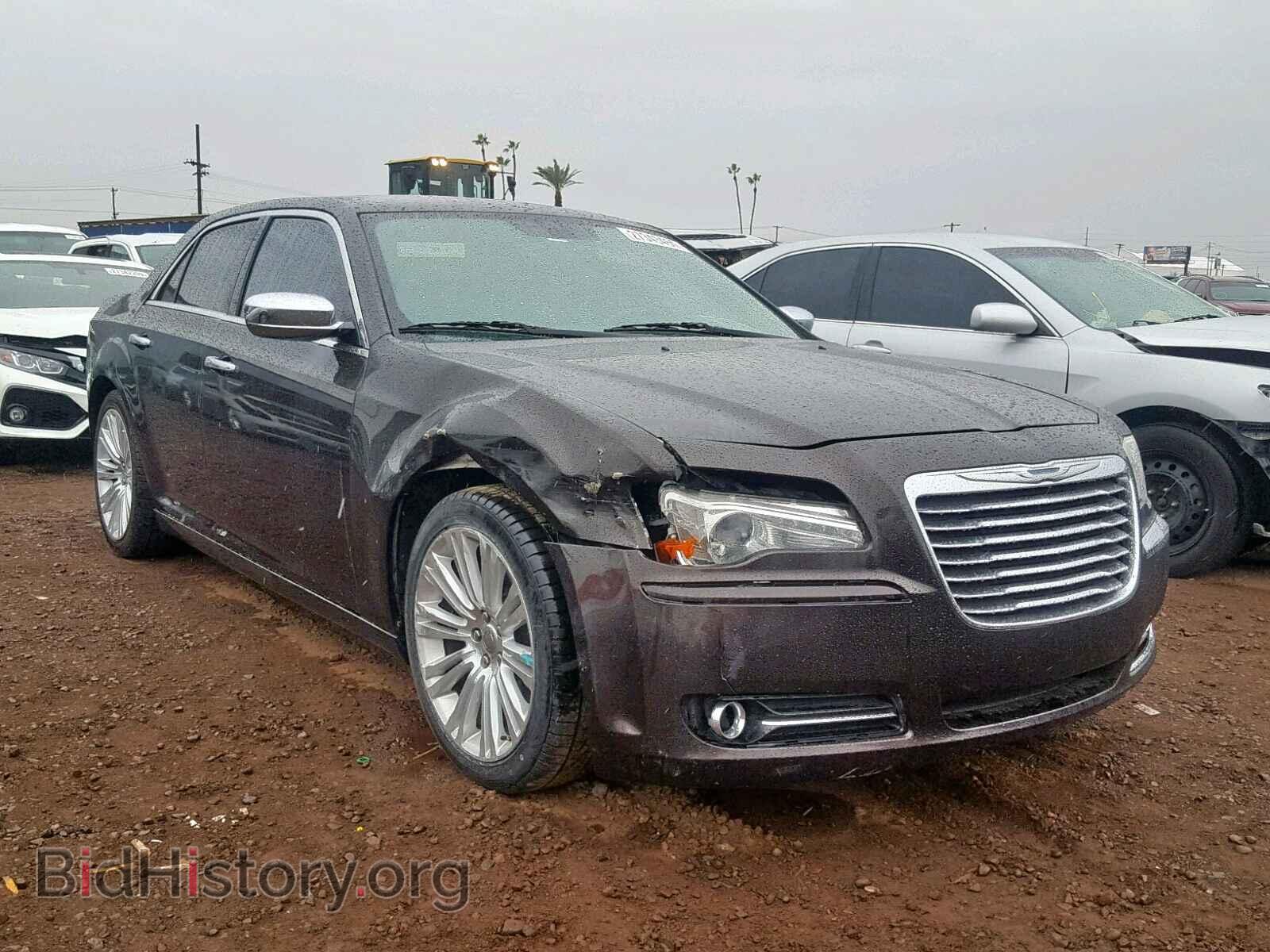 Фотография 2C3CCACG9CH188587 - CHRYSLER 300 2012