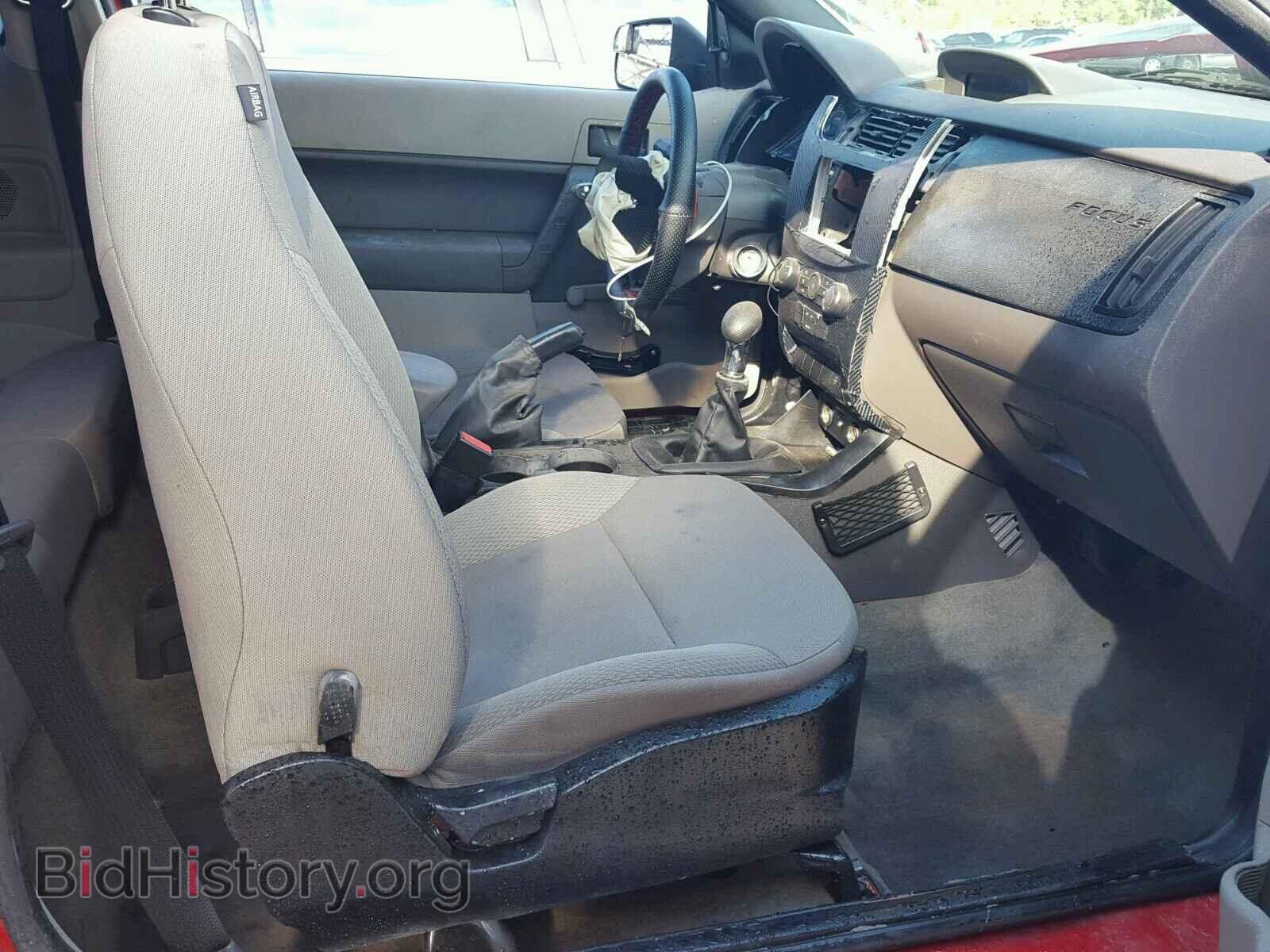 2008 FORD FOCUS - VIN: 1FAHP32N58W192412 - Фото 5