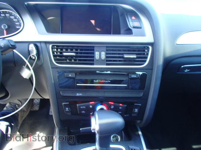 2013 AUDI A4 - VIN: WAUBFAFL4DN030395 - Фото 9