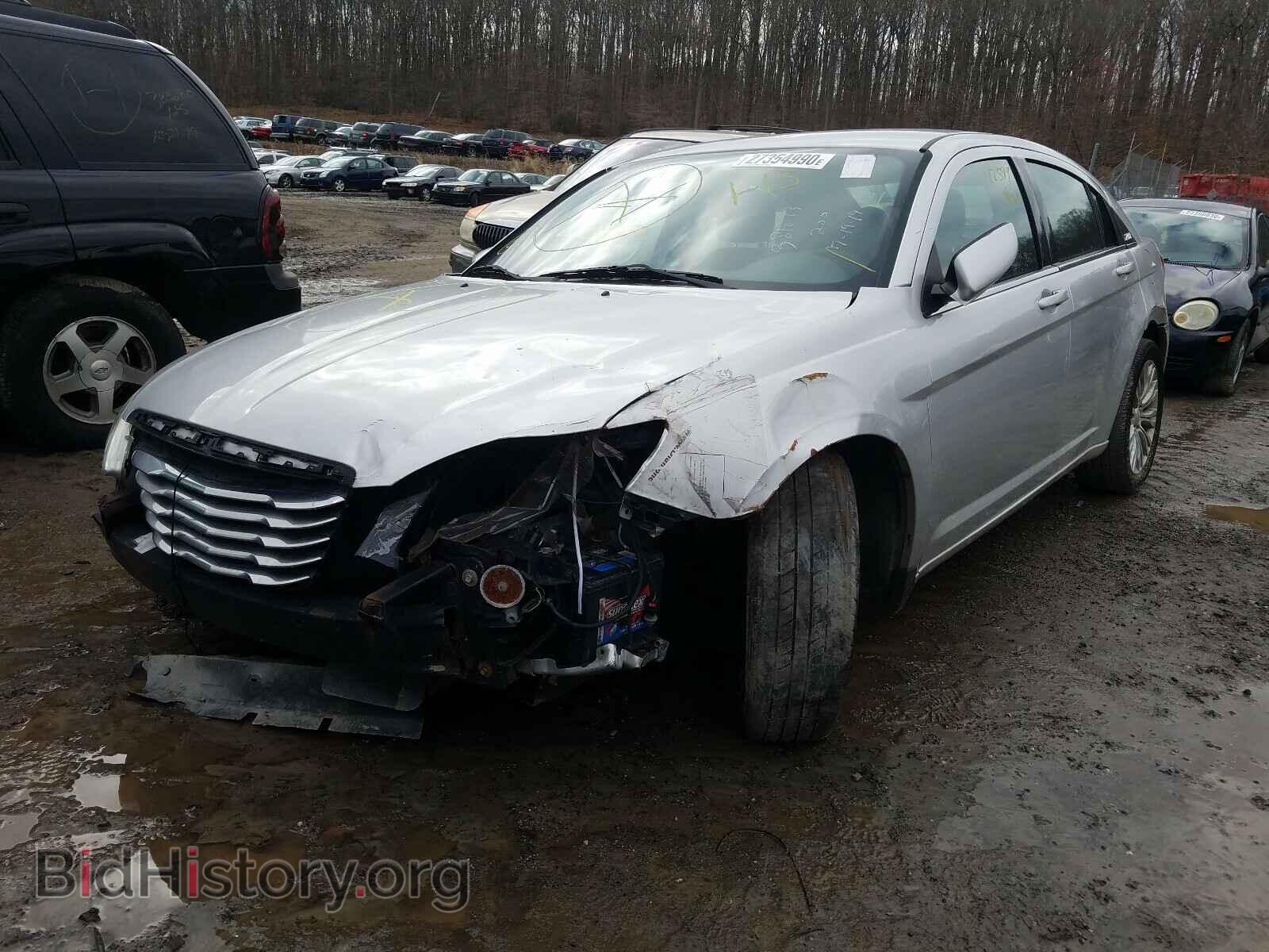 2012 CHRYSLER 200 - VIN: 1C3CCBAB1CN282161 - Фото 2