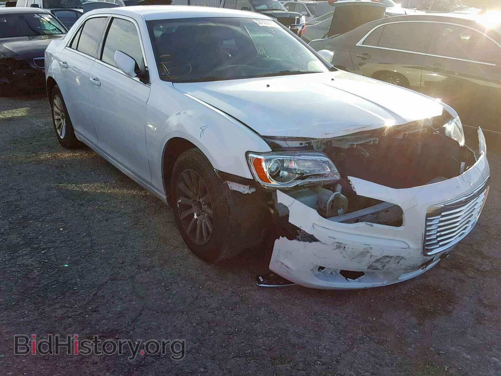 Фотография 2C3CCAAG4EH118811 - CHRYSLER 300 2014