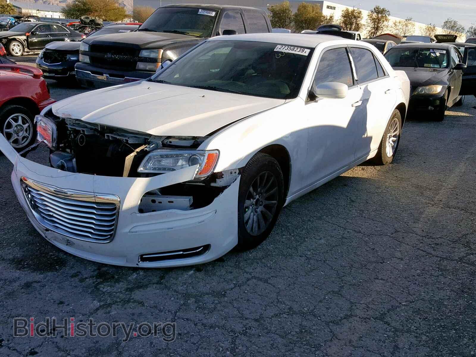 2014 CHRYSLER 300 - VIN: 2C3CCAAG4EH118811 - Фото 2