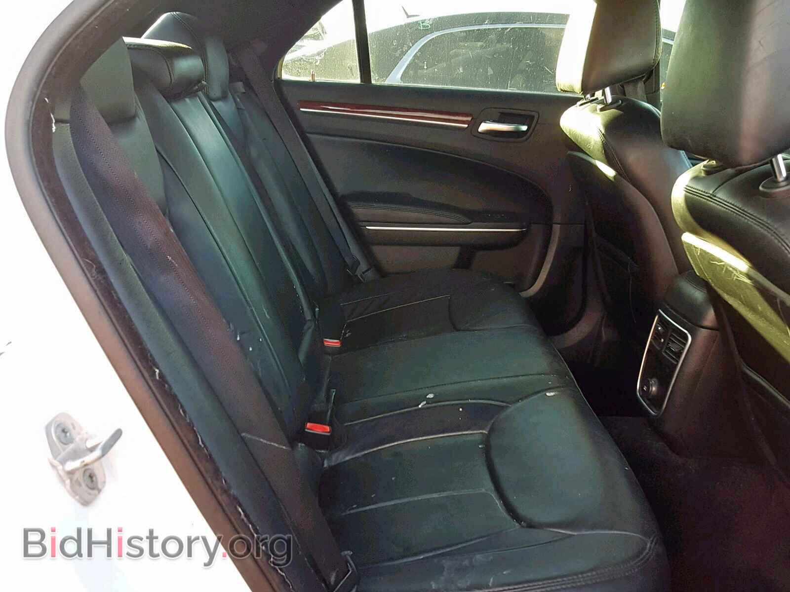 2014 CHRYSLER 300 - VIN: 2C3CCAAG4EH118811 - Фото 6