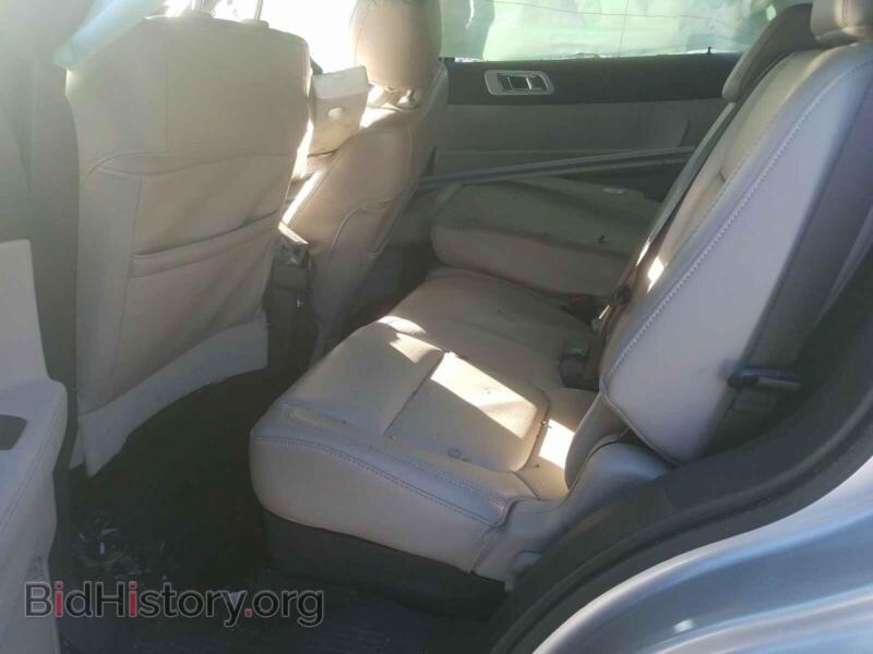 2011 Ford EXPLORER (VIN 1FMHK7D87BGA63656) — photo 6 of 10