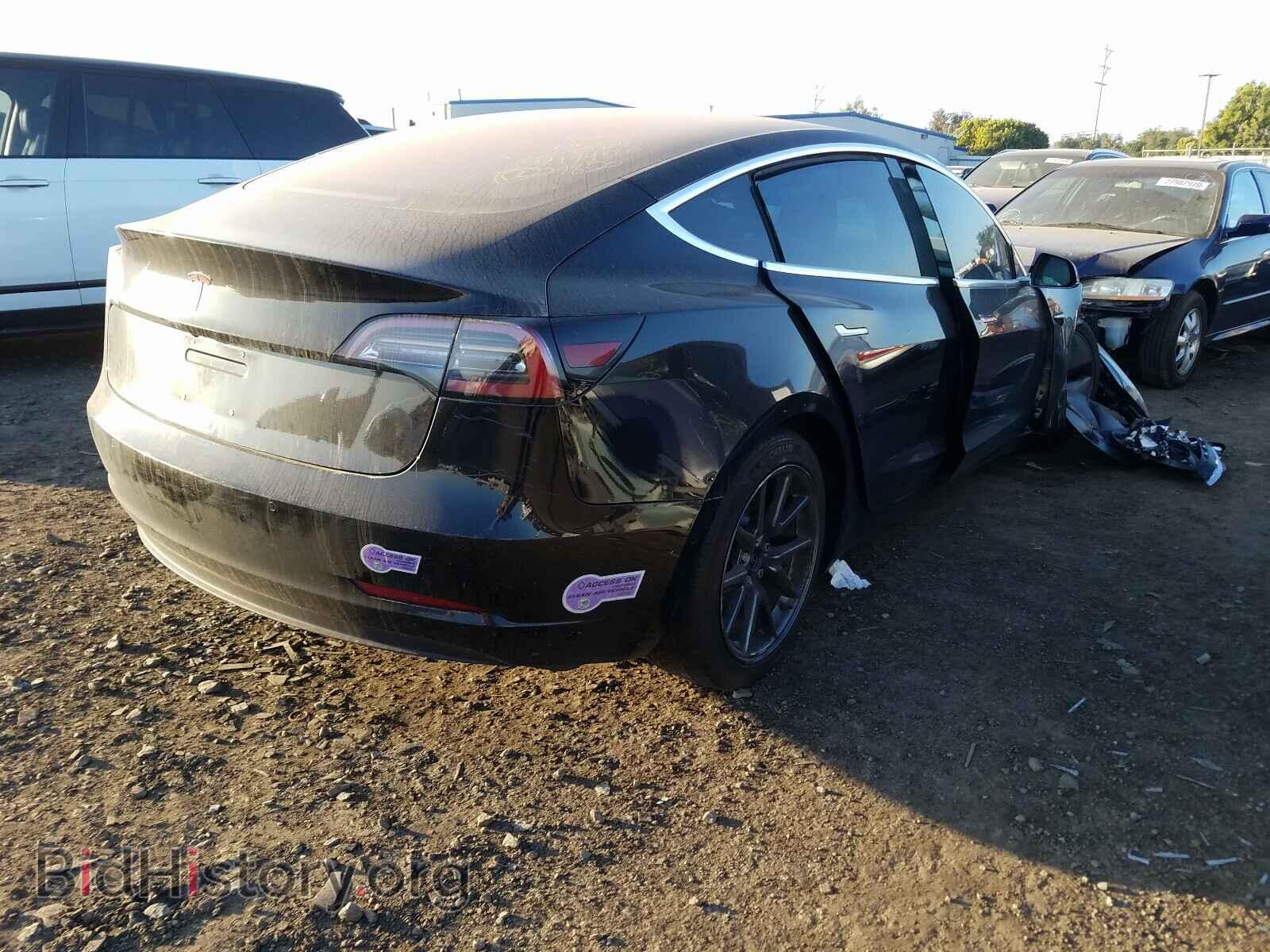 2018 TESLA MODEL 3 - VIN: 5YJ3E1EA4JF166451 - Photo 4
