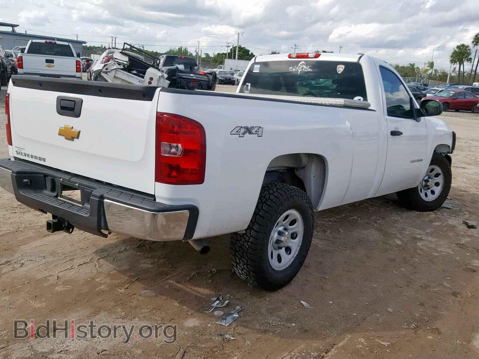 2013 CHEVROLET SILVERADO - VIN: 1GCNKPEA5DZ339199 - Фото 4