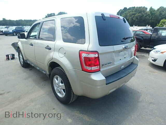 2011 FORD ESCAPE - VIN: 1FMCU0C73BKA82755 - Фото 3