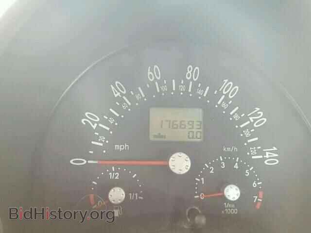 2000 VOLKSWAGEN BEETLE - VIN: 3VWBA21C7YM501015 - Фото 8