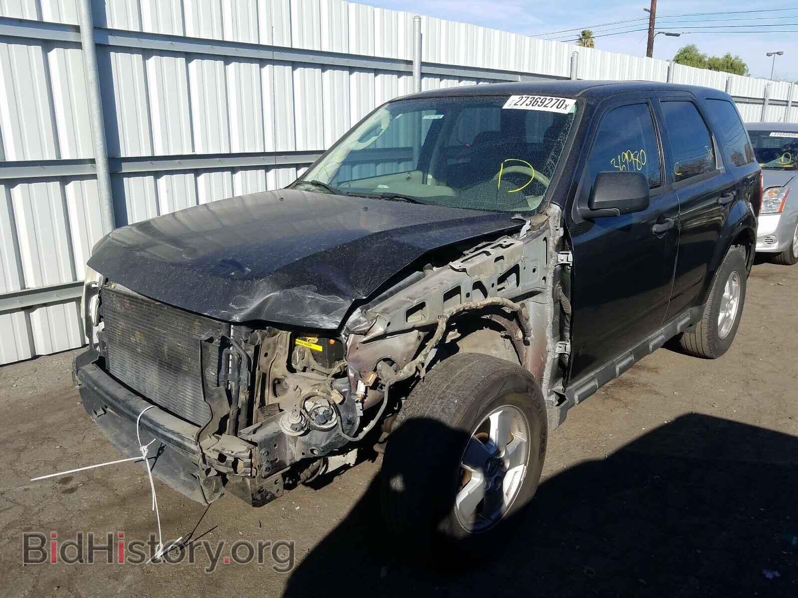 2011 FORD ESCAPE - VIN: 1FMCU0C71BKA38642 - Фото 2