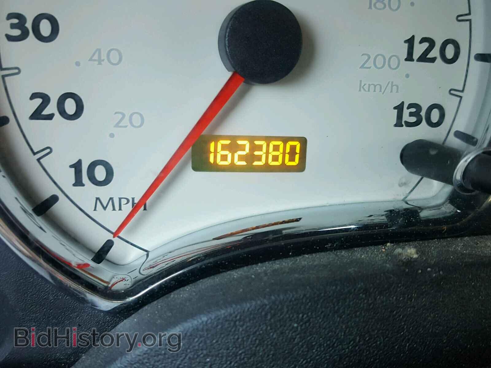 2006 SATURN VUE - VIN: 5GZCZ33D76S855275 - Фото 2