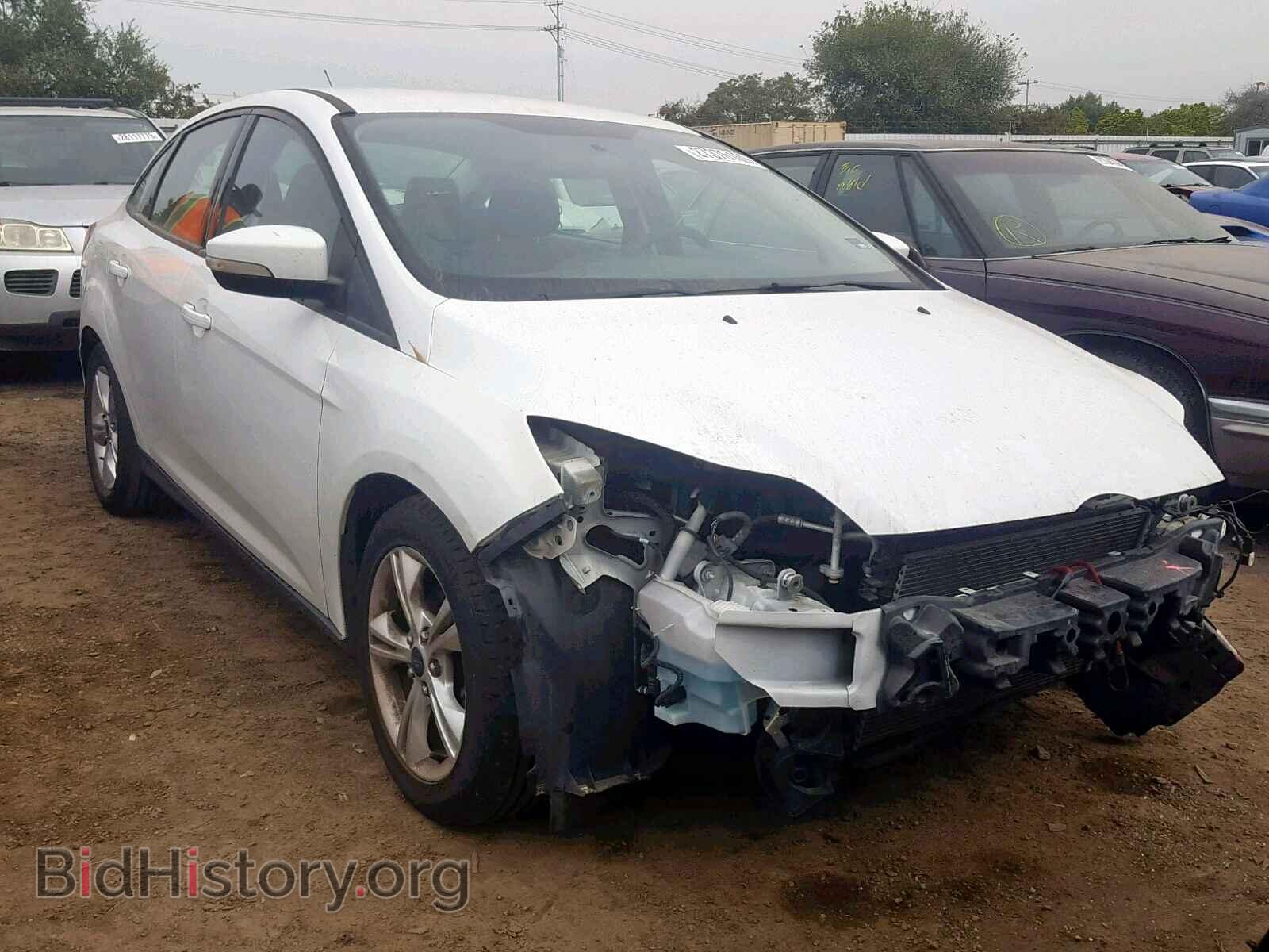 Photo  - FORD FOCUS SE 2014