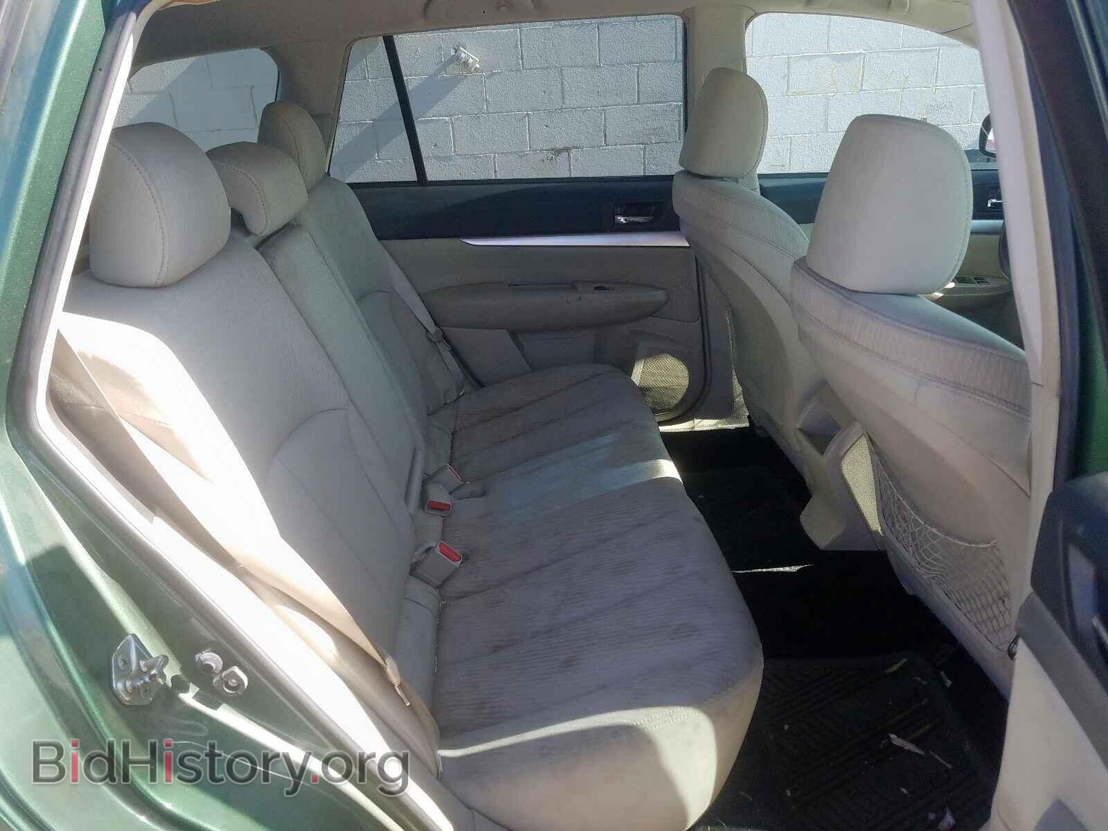 2011 SUBARU OUTBACK - VIN: 4S4BRBFC4B3405822 - Photo 6