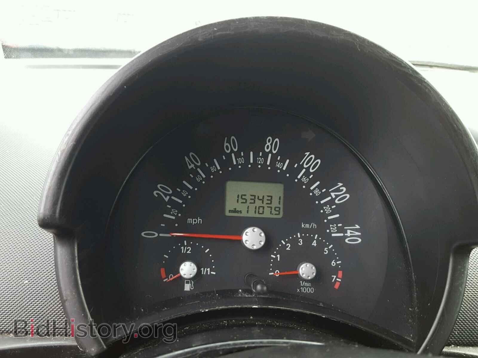 2000 VOLKSWAGEN BEETLE - VIN: 3VWCC21C1YM477955 - Фото 8
