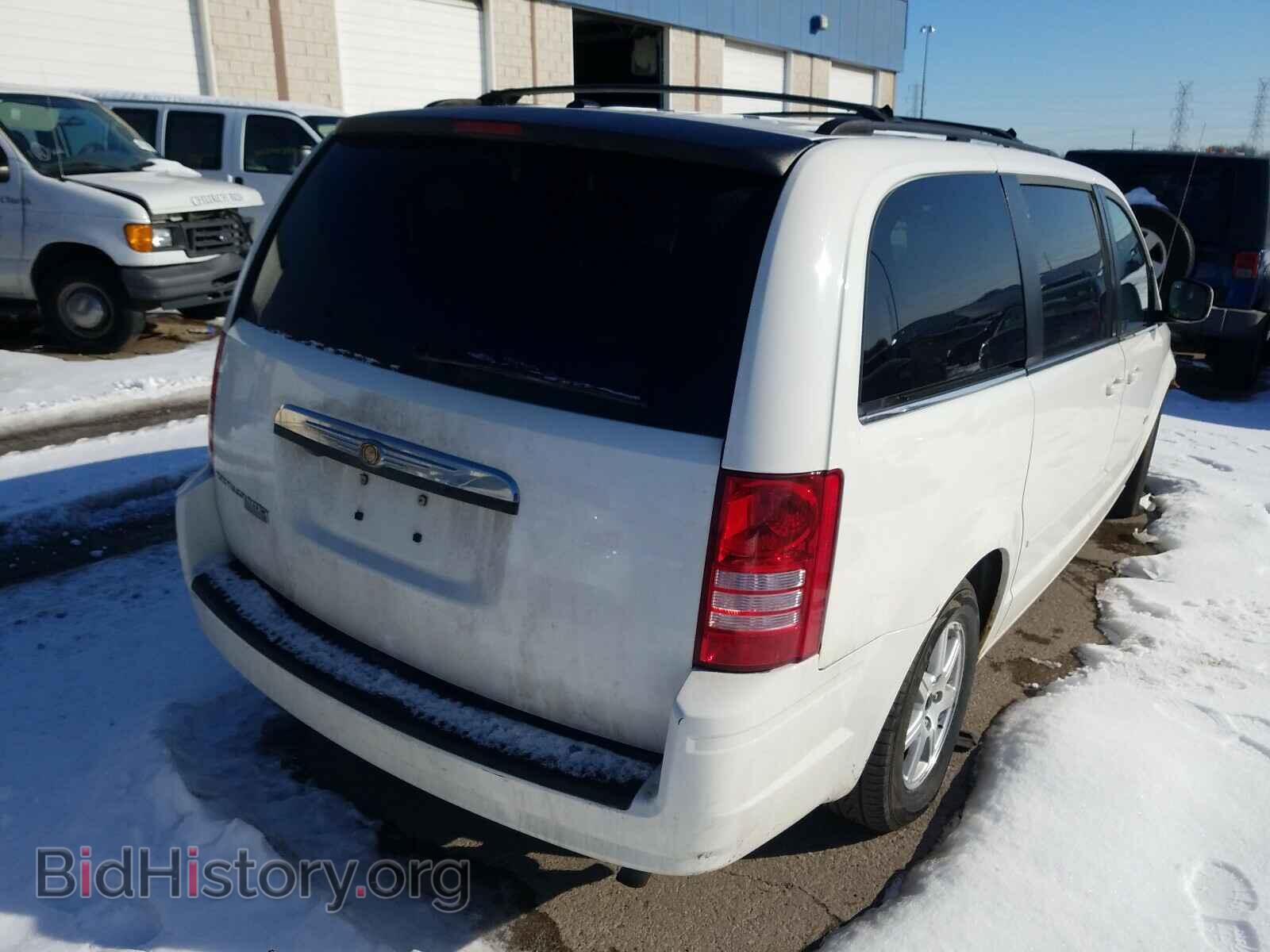 2008 CHRYSLER MINIVAN - VIN: 2A8HR54P28R765783 - Фото 4