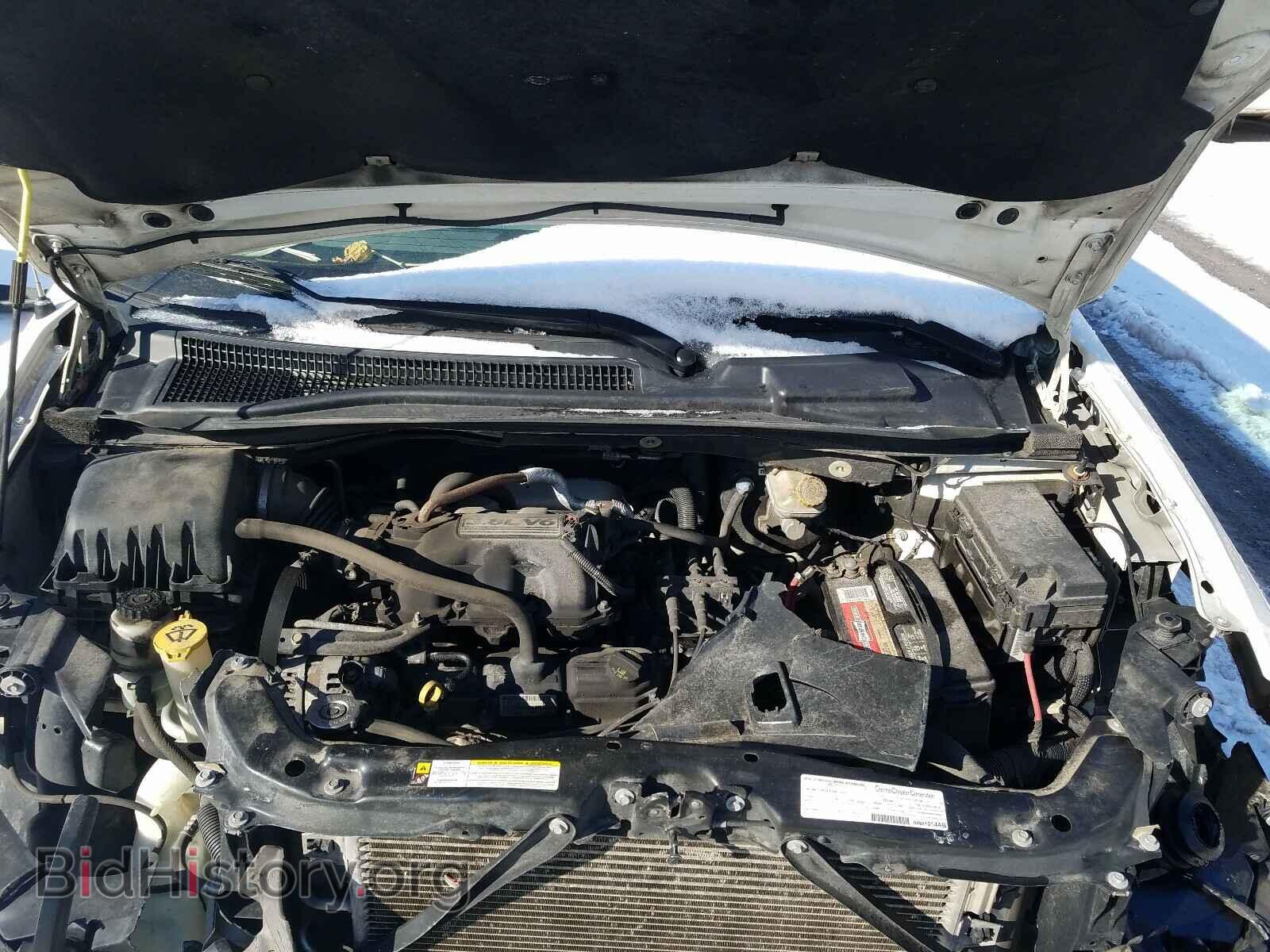 2008 CHRYSLER MINIVAN - VIN: 2A8HR54P28R765783 - Фото 7
