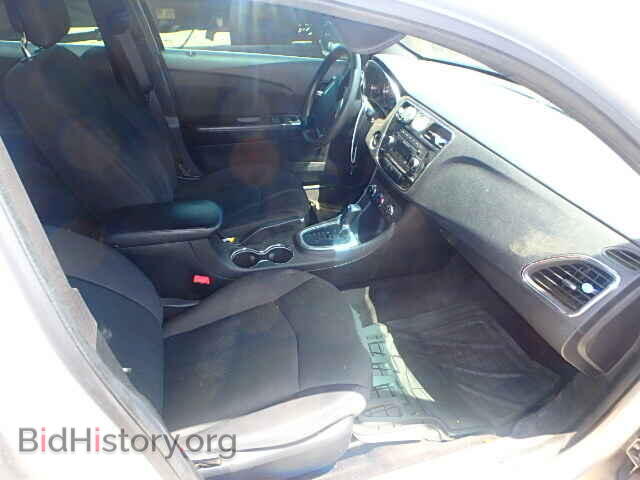 2012 CHRYSLER 200 - VIN: 1C3CCBAB4CN223170 - Photo 5